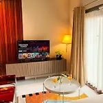 2Bhk 28Th Floor Near Airport Balconies Tv Wifi